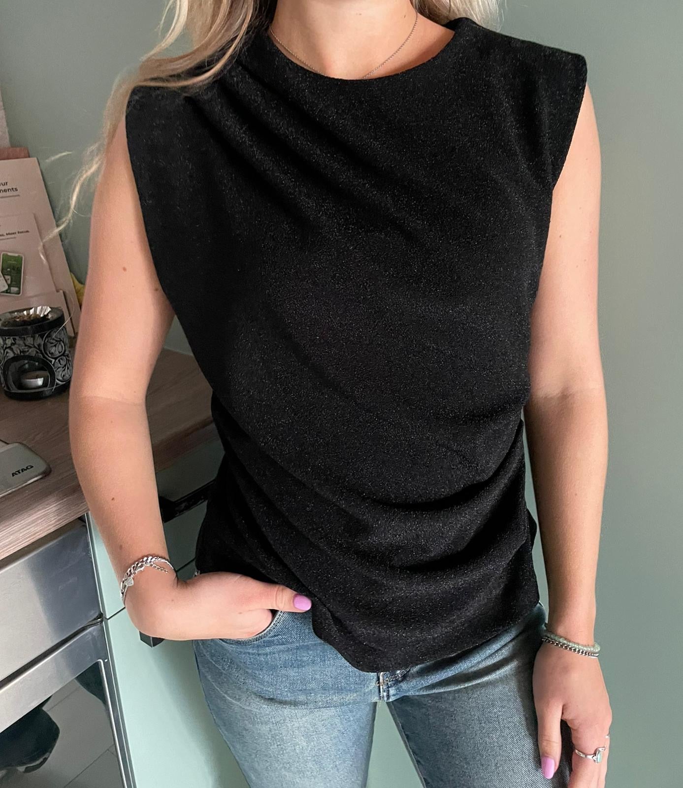 Nora - Sleeveless Top