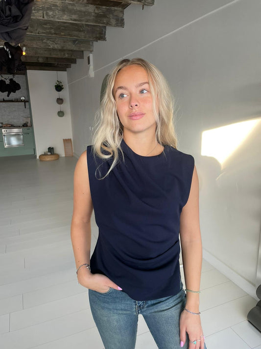 Nora - Sleeveless Top