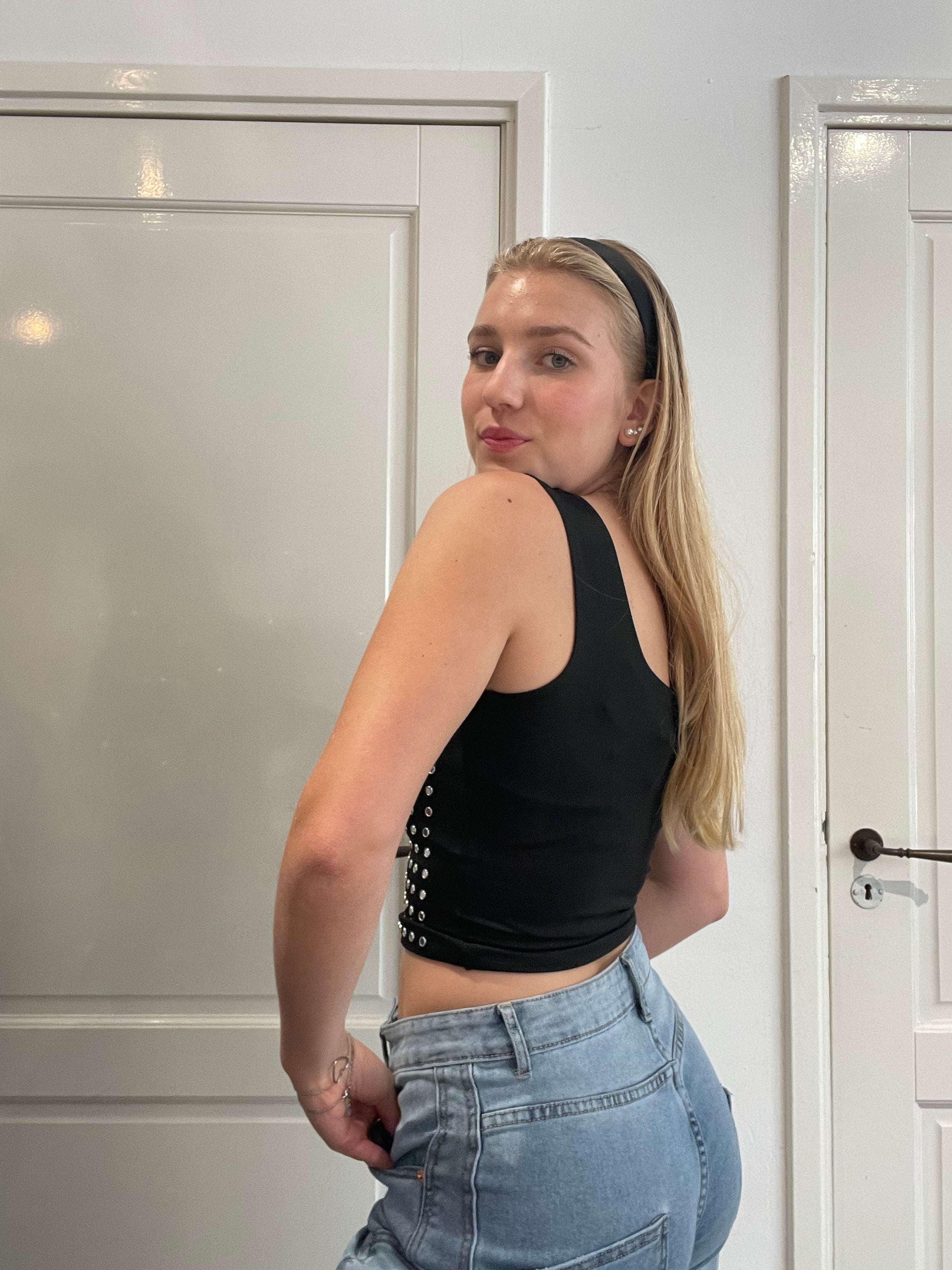 H13559 ZWART METALLIC TANKTOP