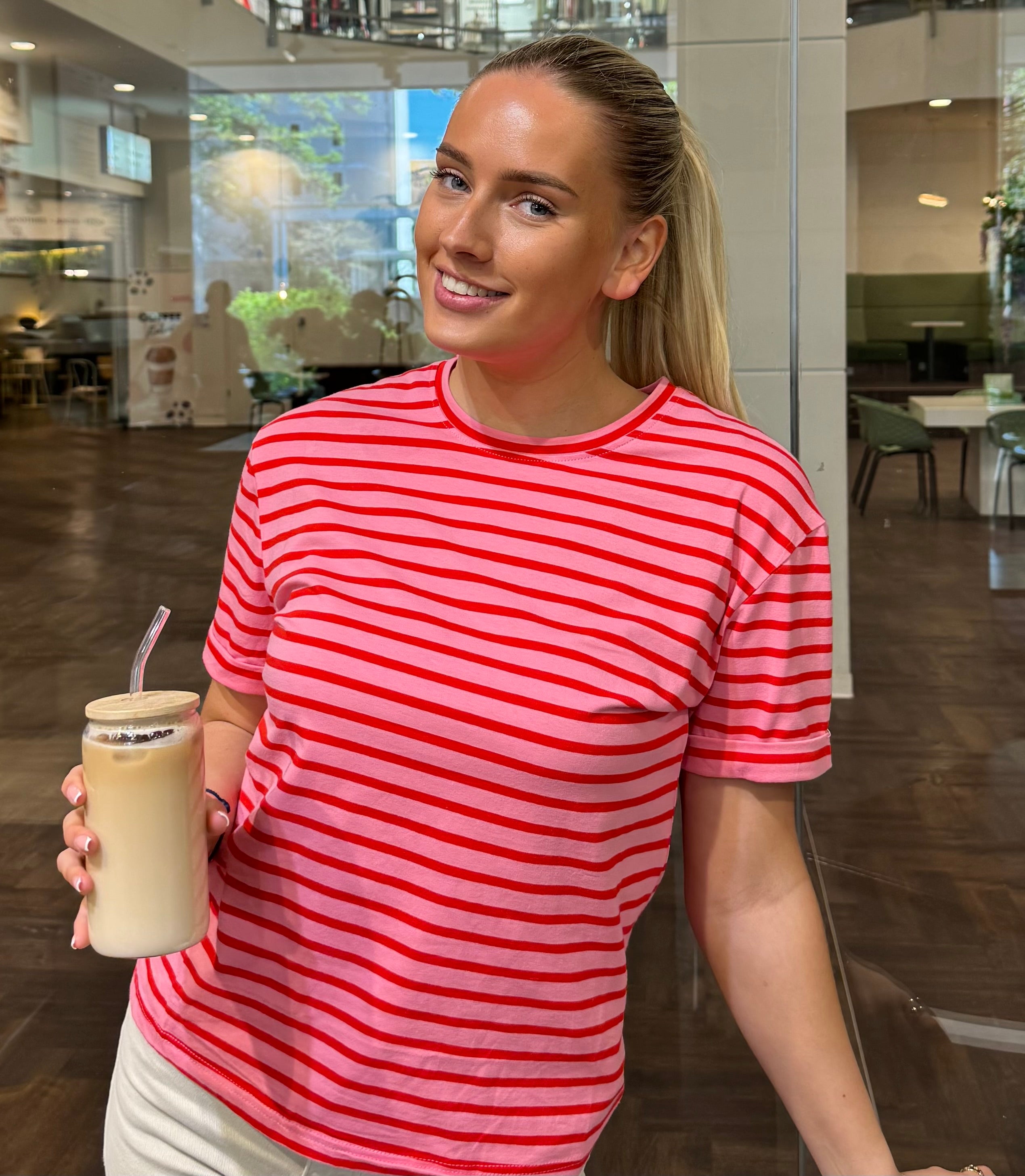 3262 ROZE/ ROOD FITTED T-SHIRT