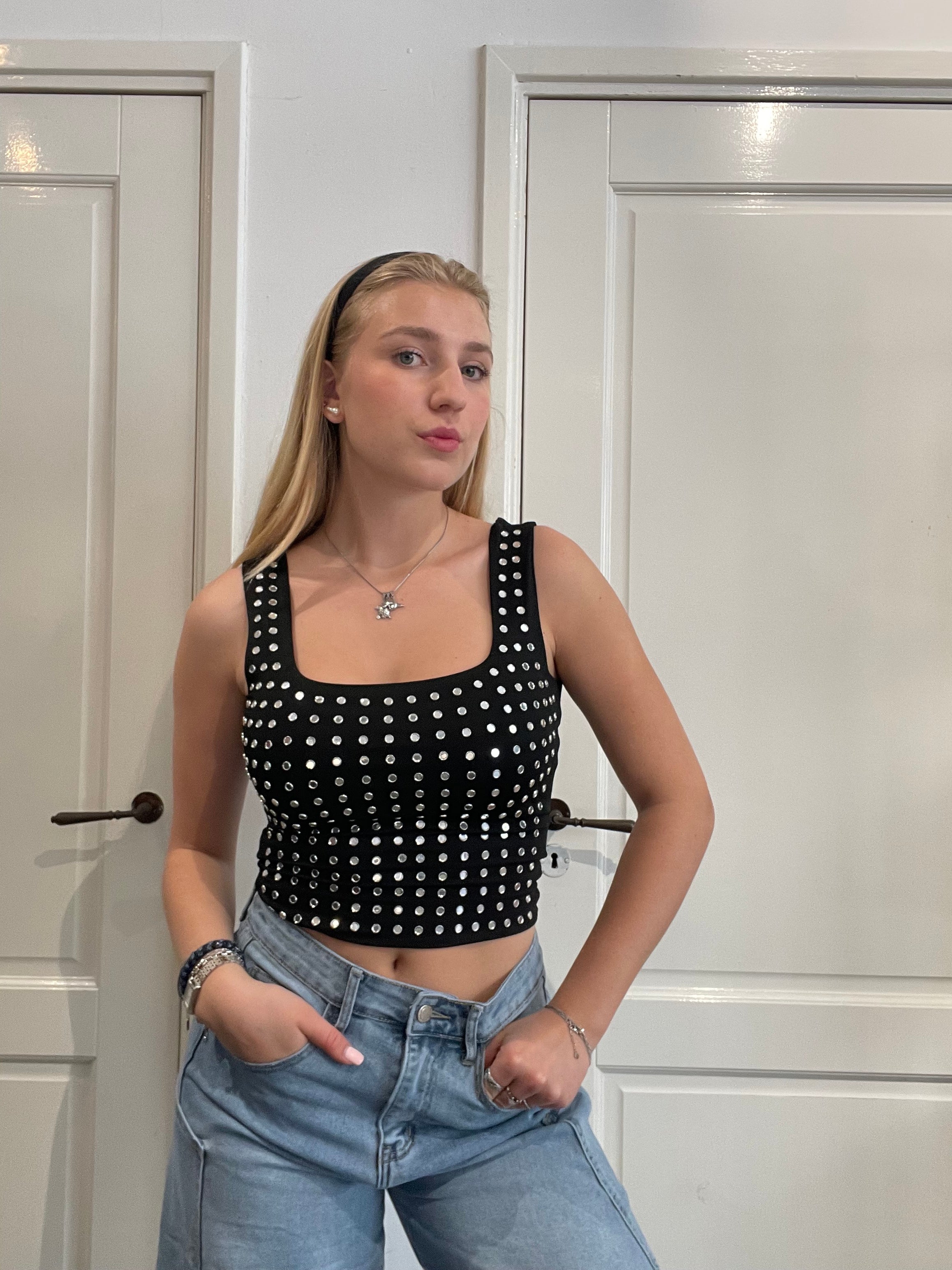 H13559 ZWART METALLIC TANKTOP